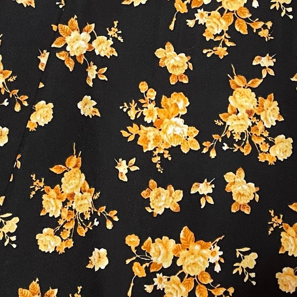 Long Sleeve Floral Bohemian Midi Dress - Picture 6 of 15